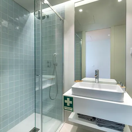 Cond Bayline - T2 - - Pool - Gym - Wifi - Nemo - By Bedzy *