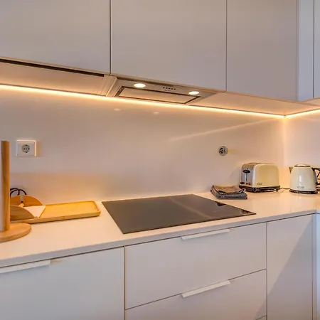 Cond Bayline - T2 - - Pool - Gym - Wifi - Nemo - By Bedzy Lägenhet *