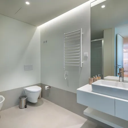 Lägenhet Cond Bayline - T2 - - Pool - Gym - Wifi - Nemo - By Bedzy *