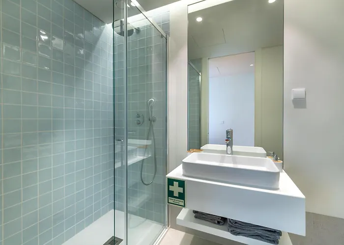 Cond Bayline - T2 - - Pool - Gym - Wifi - Nemo - By Bedzy *