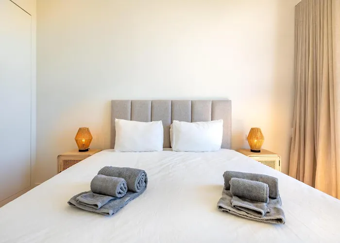 Cond Bayline - T2 - - Pool - Gym - Wifi - Nemo - By Bedzy 아파트 Armação de Pêra