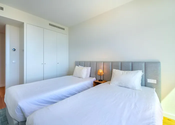 아파트 Cond Bayline - T2 - - Pool - Gym - Wifi - Nemo - By Bedzy