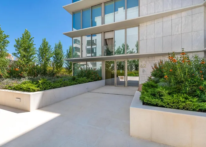 아파트 Cond Bayline - T2 - - Pool - Gym - Wifi - Nemo - By Bedzy Armação de Pêra